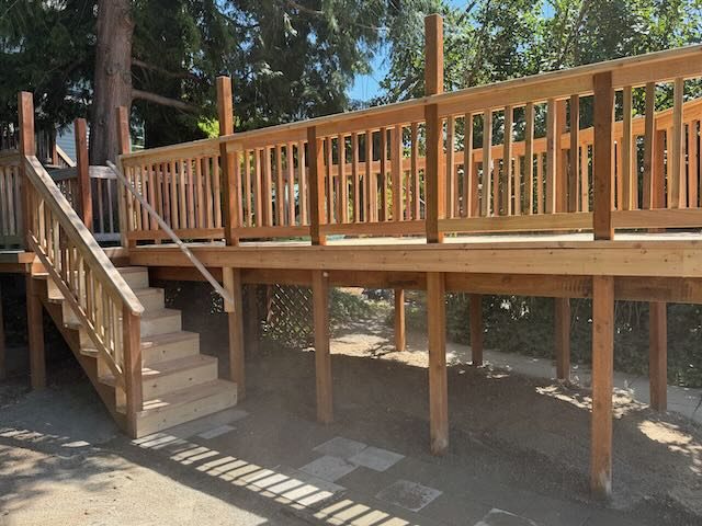 Deck building - Bothell